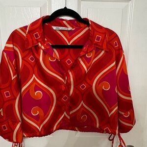 Zara Red and Pink Geometric Cropped Button-Down Shirt